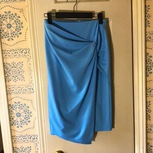 Blue wrap knee-length skirt